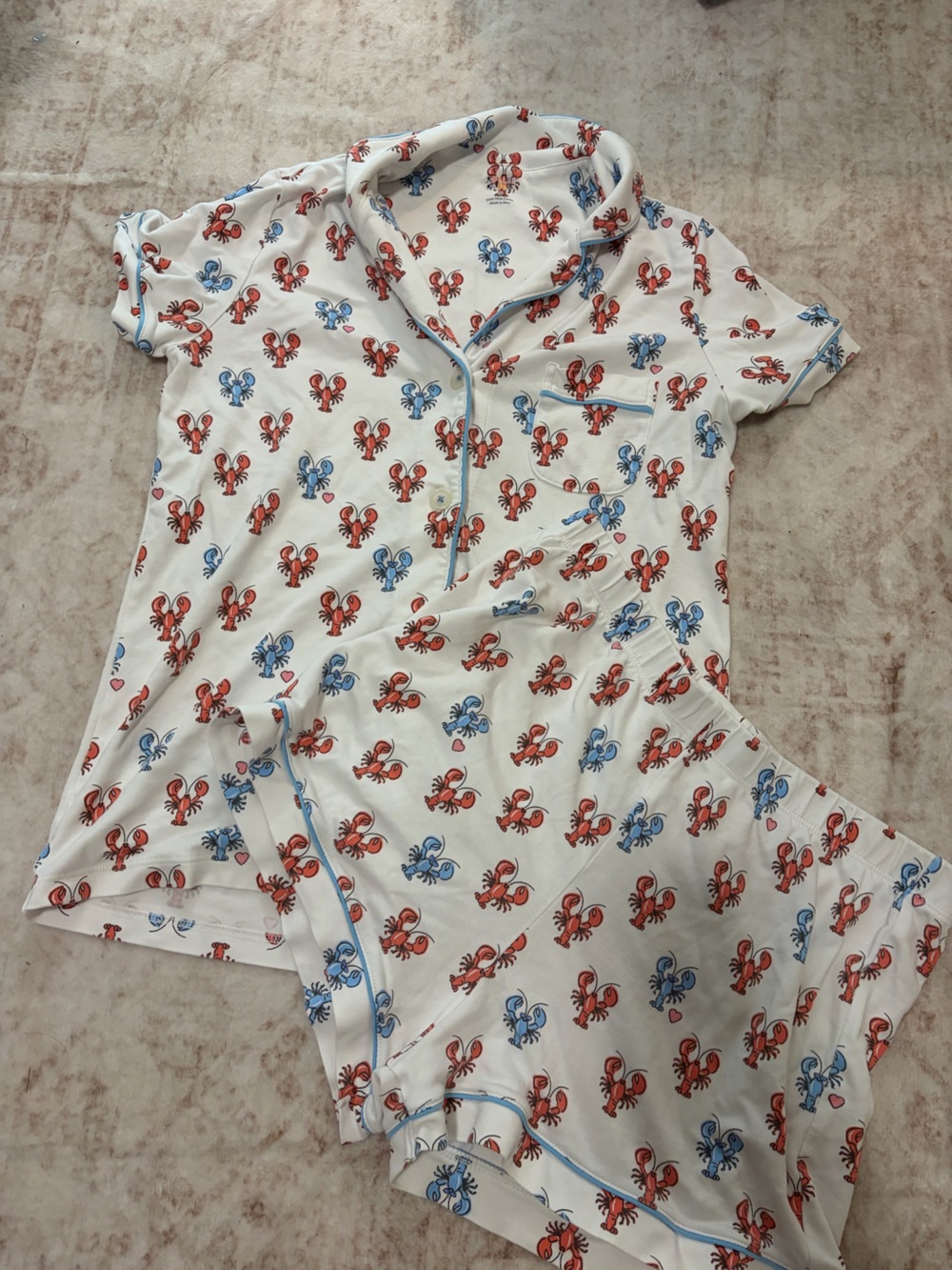 Roller Rabbit White Short Sleeve Top with Red & Blue Lobster Print